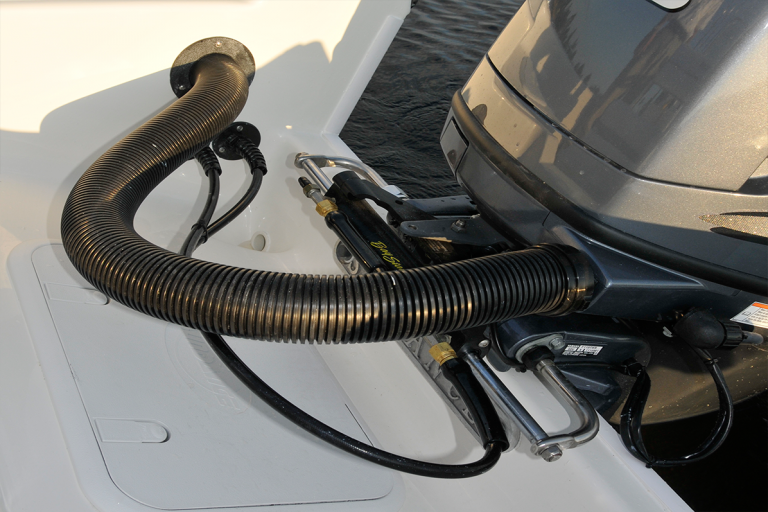 sv19bayboathydraulicsteering Bay Boats, Center Consoles