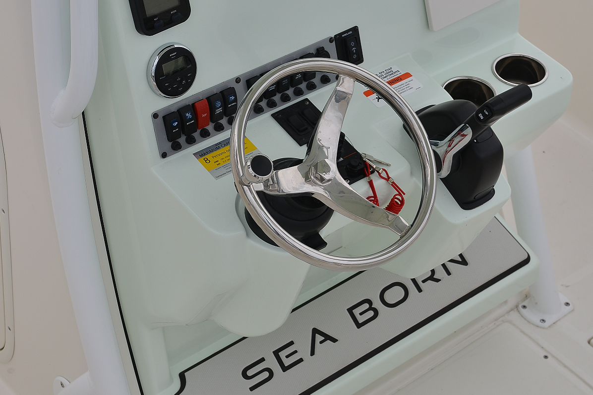 Sea Born SX239 Console Footrest Bay Boats, Center Consoles