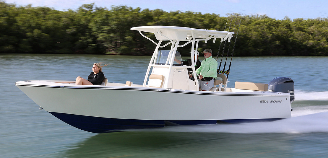 Sea Born LX24 Center Console White & Blue