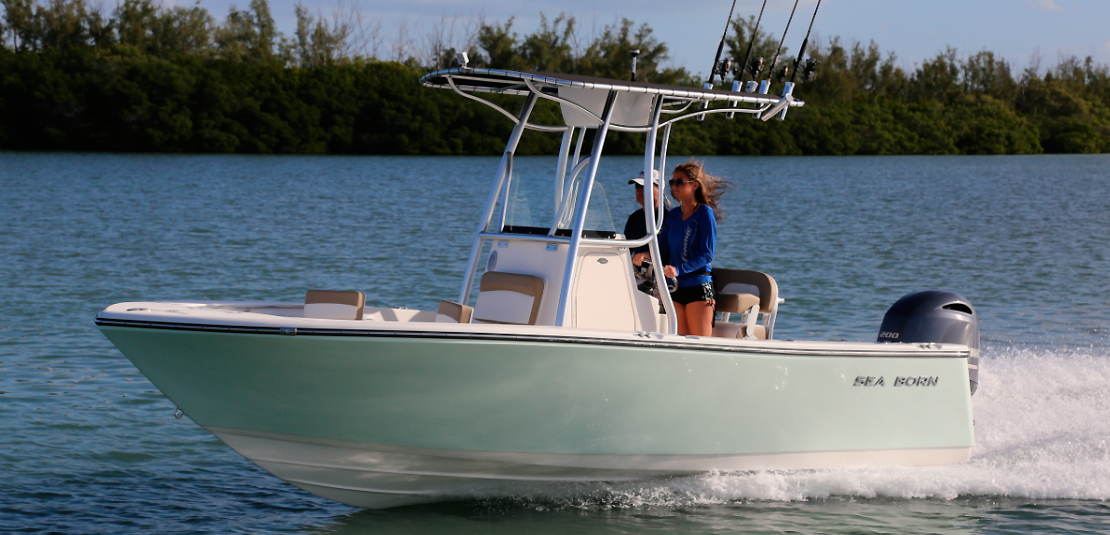 Sea Born LX21 Center Console with T-Tops & Rod Holders