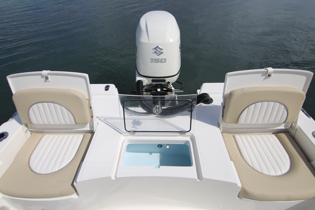 News: Sea Born Announces New Center Console for Families Who Love to Fish -  Bay Boats, Center Consoles, & Offshore Boats