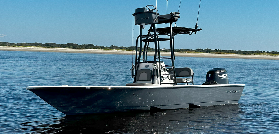 Sea Born FX24 Bay XE2 - Bay Boat w/ Second Station & Suzuki 300 HP Outboard at Rest